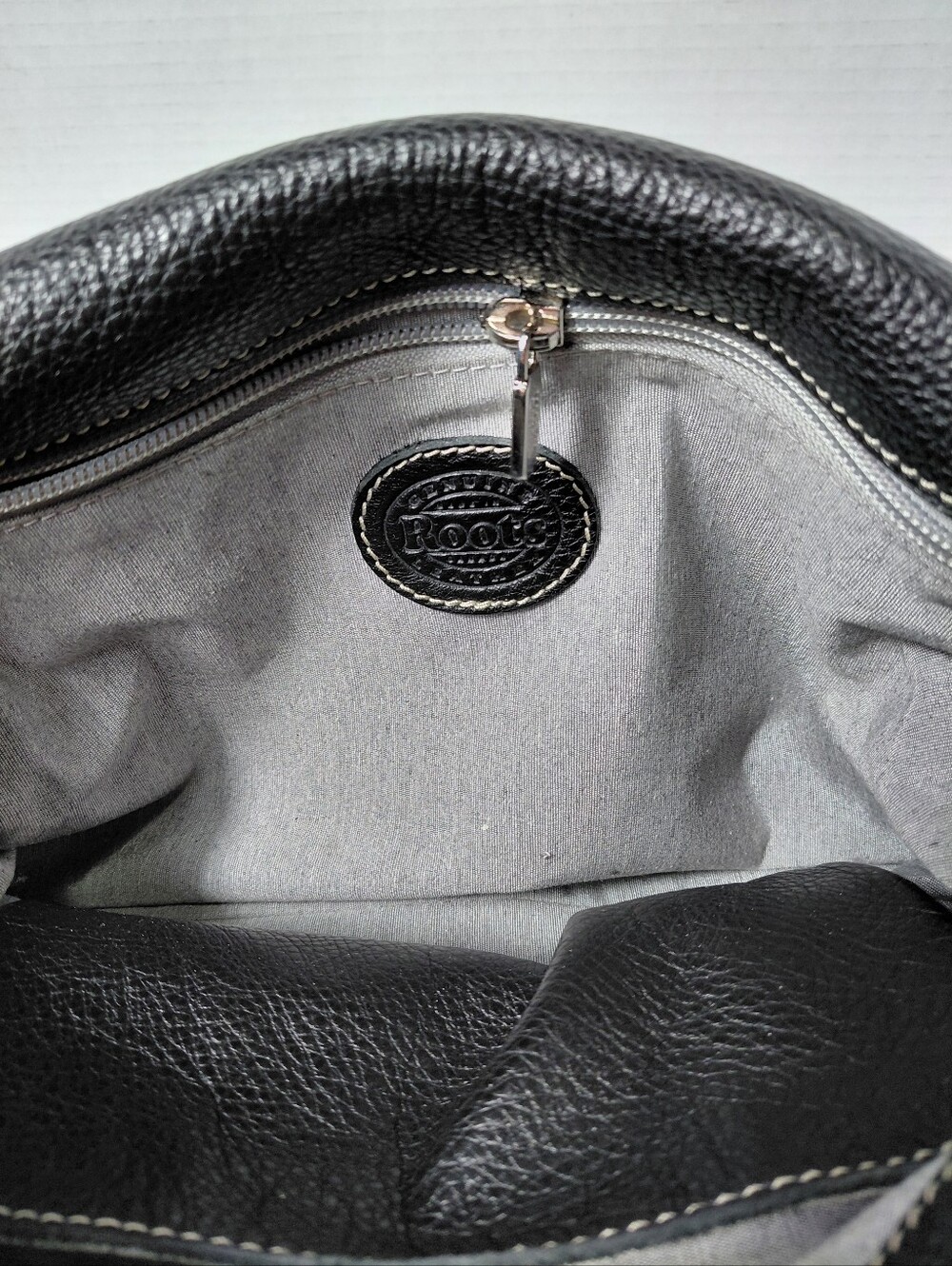 Roots Black Leather Purse - Picture 3 of 7